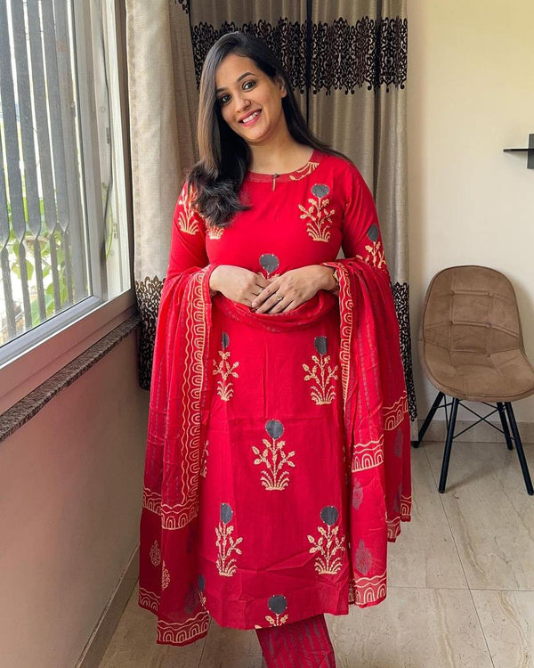 Red Printed Cotton Kurti With Pant & Dupatta Set | For Women