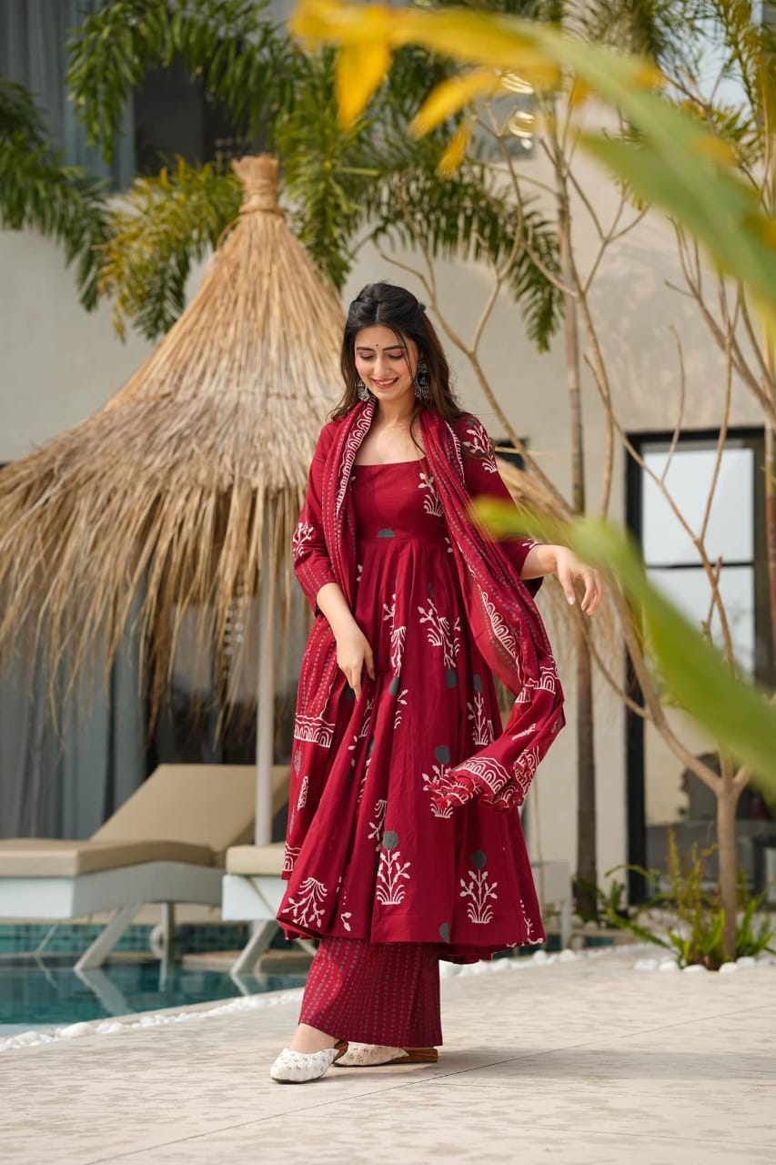 Discharge Print cotton suit set For Women