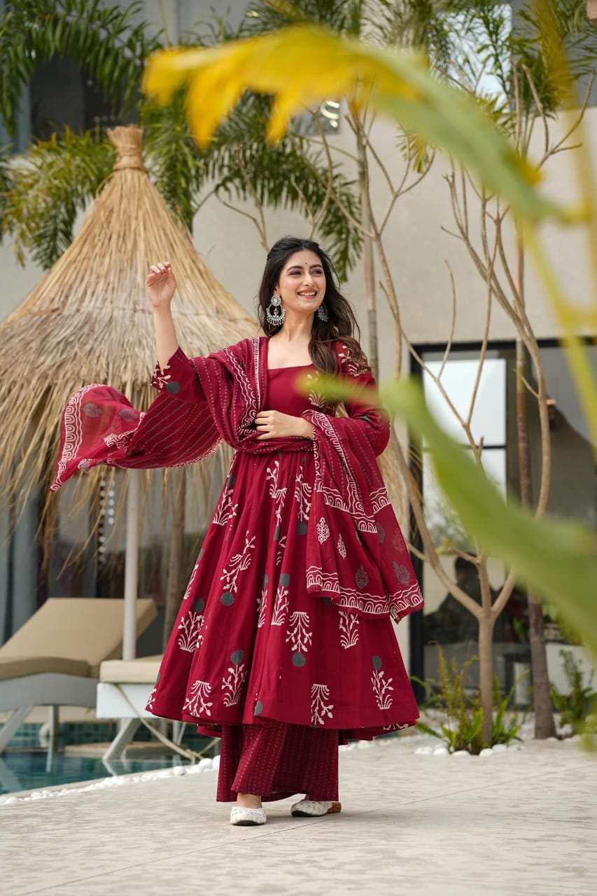 Discharge Print cotton suit set For Women