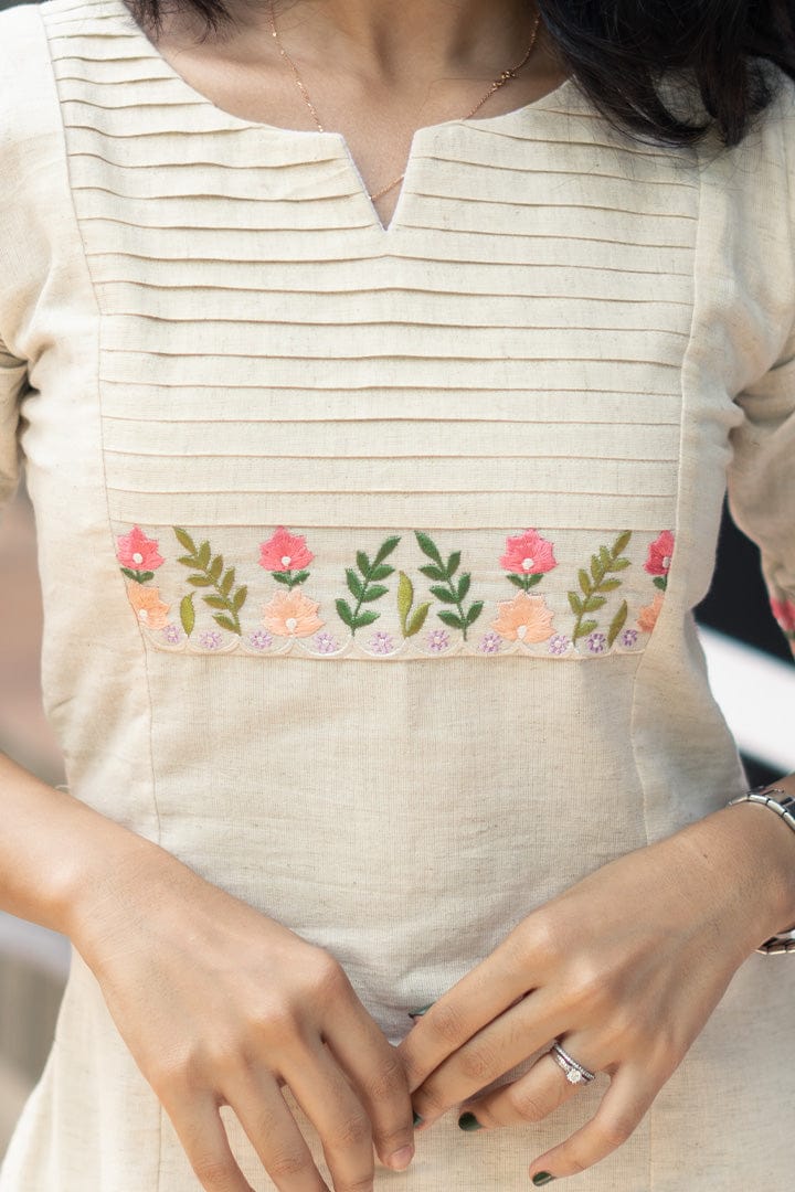 White Trendy Cotton Flex Kurti For Women