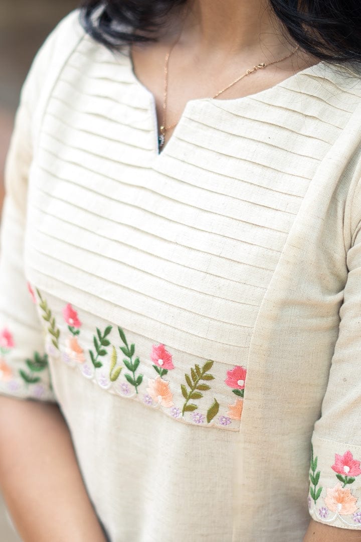 White Trendy Cotton Flex Kurti For Women