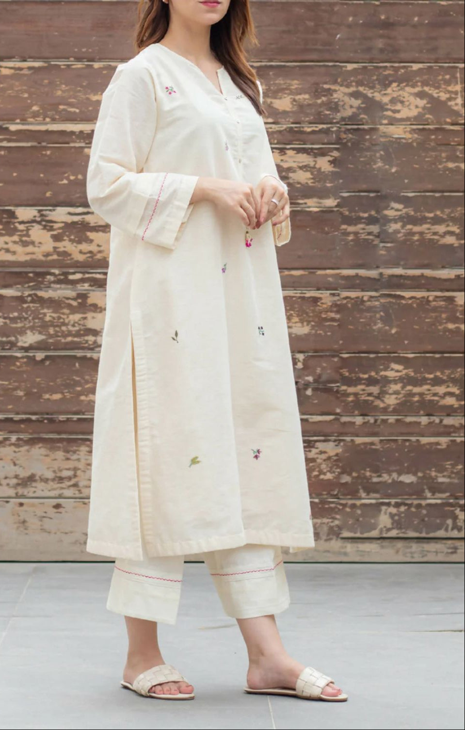 Off-White Embroidered Kurta with Straight Pants